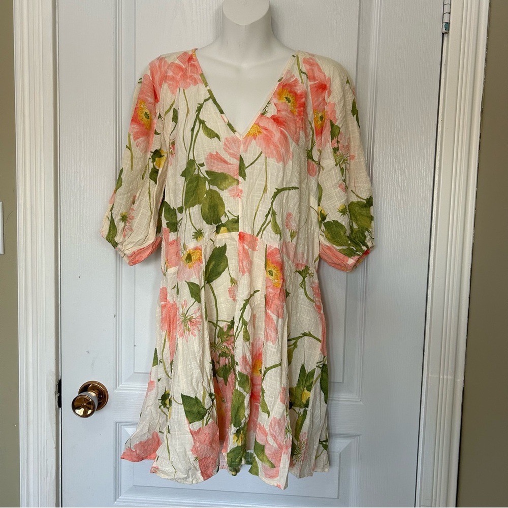 H&M Floral and Leafy Green and White Dress Medium Flowy Women
